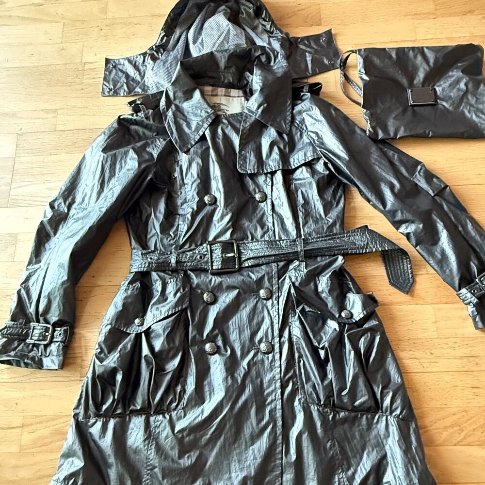 BURBERRY BLACK SILVER CHECK RAIN COAT JACKET W BAG SIZE 6 USA